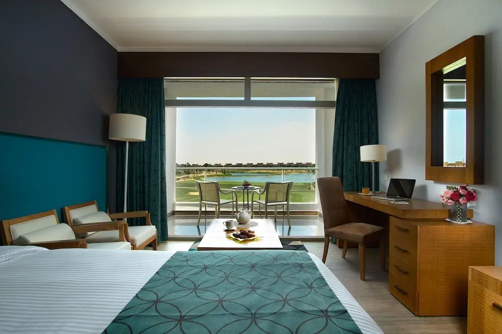Айн-Сохна: Moevenpick Resort  Golf Einbay