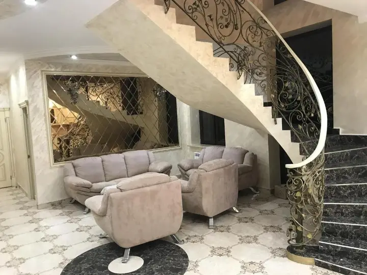 Ереван: White Luxury Villa With Swimming Pool In City Center