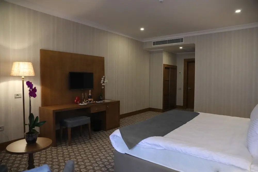 Баку: Madıson Hotel Baku