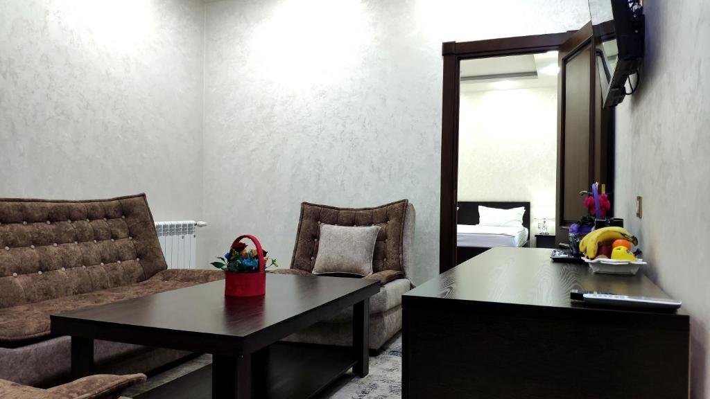 Ташкент: G`ayrat Hoji Ota Hotel