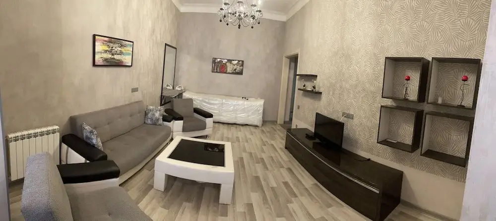 Баку: Azneft Seaside Deluxe Apartment