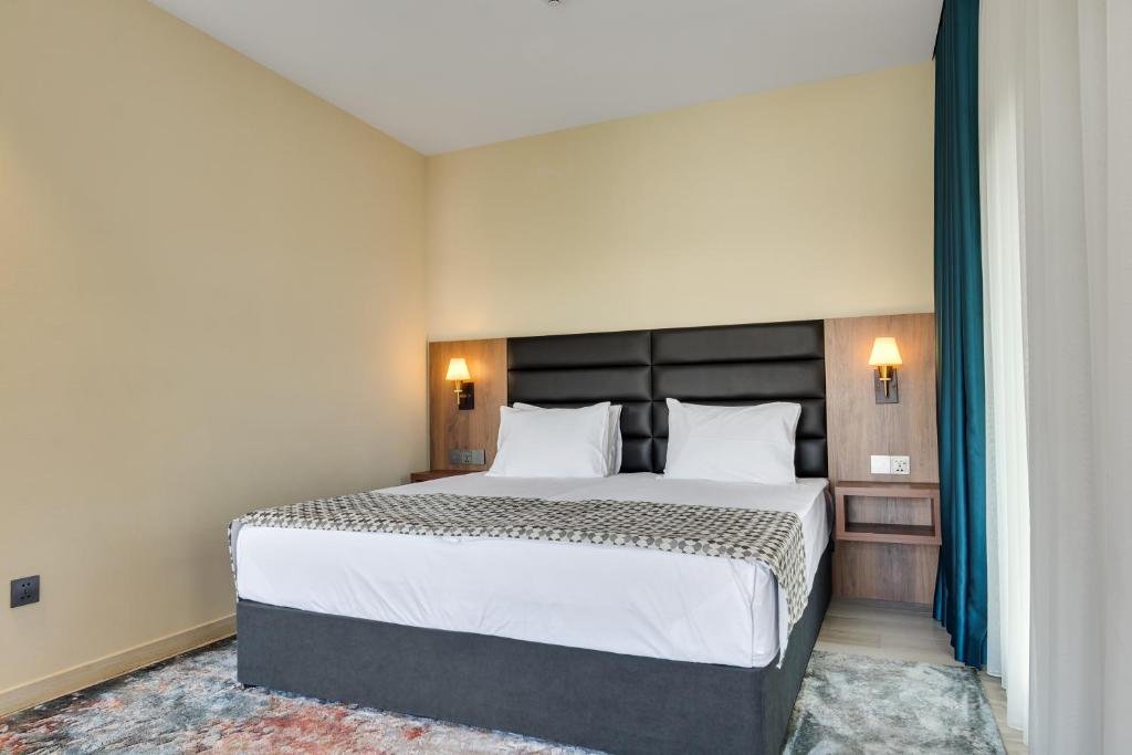 Тбилиси: Отель Eleven Inn Tbilisi
