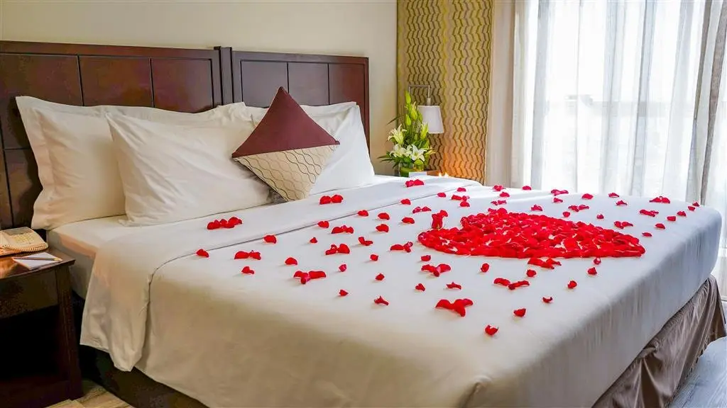 Дубай: Savoy Crest Hotel Apartments