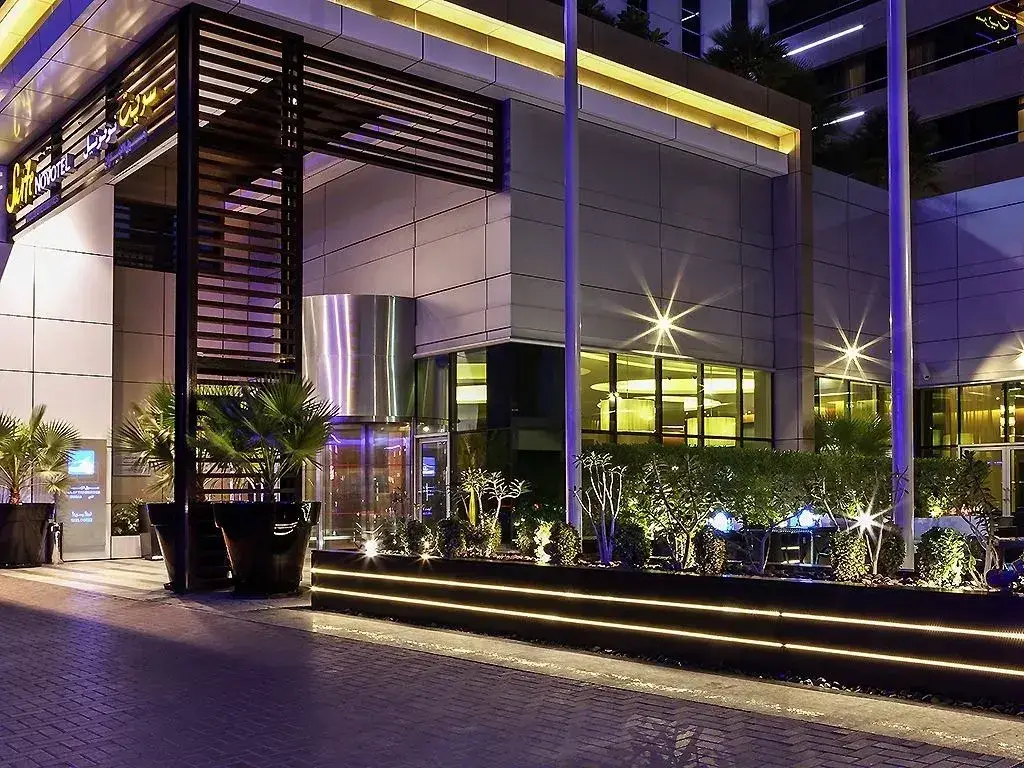 Отель Novotel Suites Mall Avenue Dubai — фото 1
