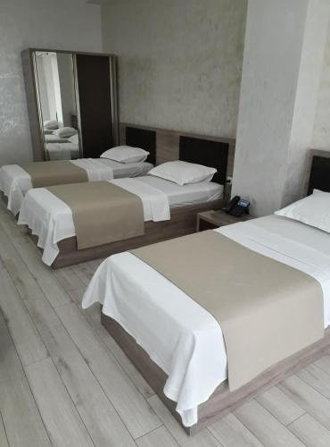 Батуми: Explore glorious Batumi and enjoy the amenities of Batumi Palace