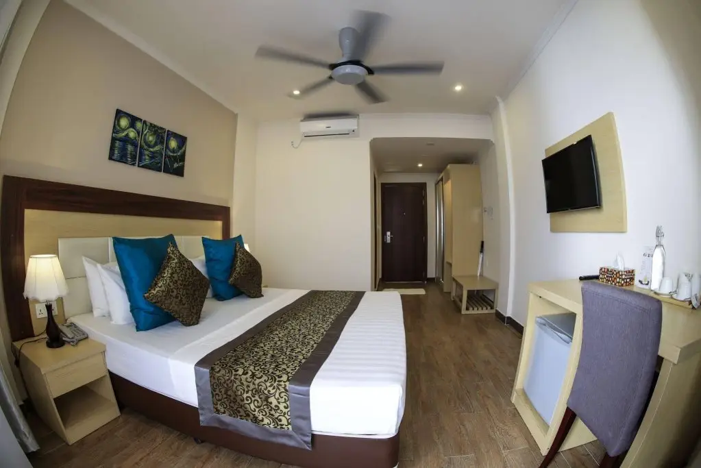 Маафуши (Атолл Каафу): Triton Beach Hotel & Spa