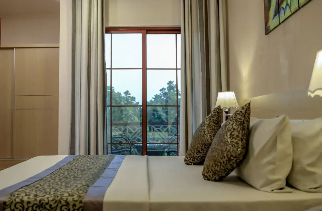 Triton Beach Hotel & Spa — фото 1