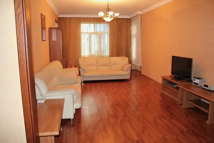 Баку: Apartment on Murtuza Mukhtarov 179