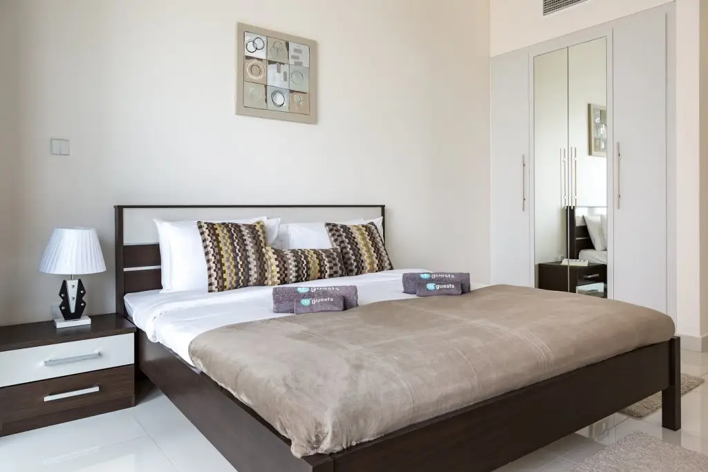 Dubai Marina beautiful apartment with water view — фото 1