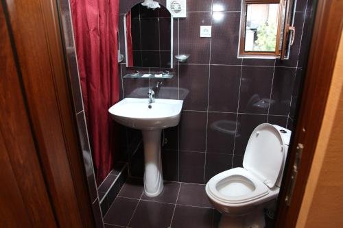Самтредия: Hotel Obola