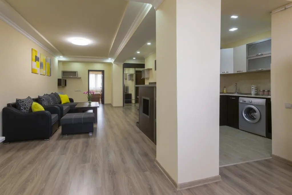 Ереван: Апартаменты Umba Apartment N5 - балкон и вид на гору Арарат