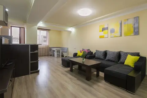 Апартаменты Umba Apartment N5 - балкон и вид на гору Арарат — фото 1