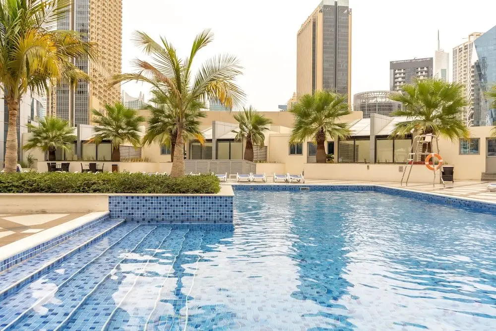 Дубай: West Tower by Hi Guests Vacation Homes