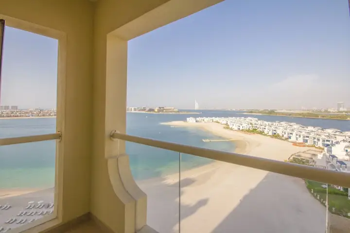 Дубай: Bespoke Residences - Shoreline Al Haseer