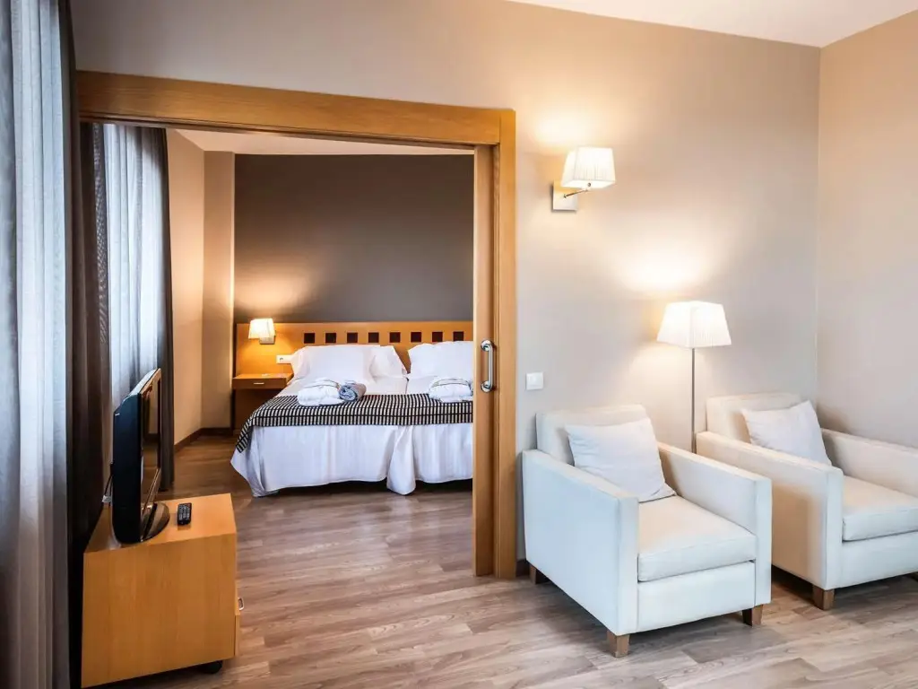 Дубай: Отель Towers Rotana