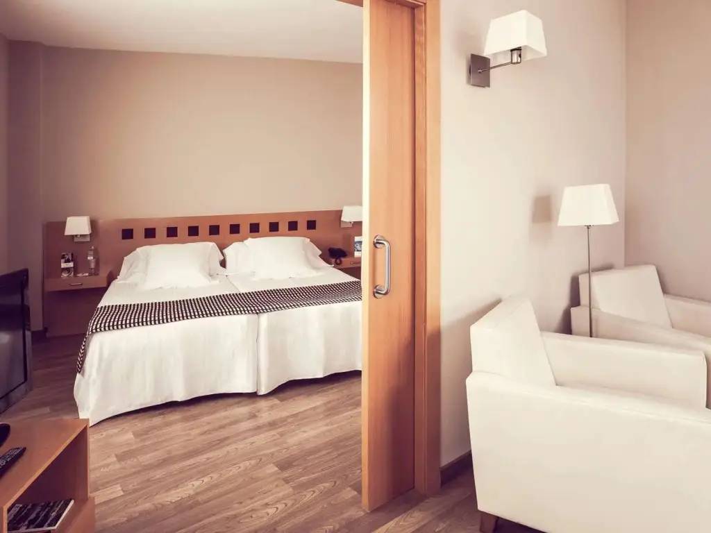 Дубай: Отель Towers Rotana