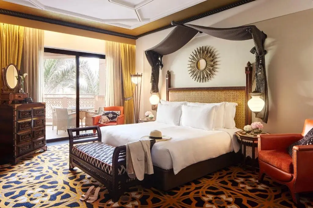 Дубай: Отель Jumeirah Al Qasr Dubai