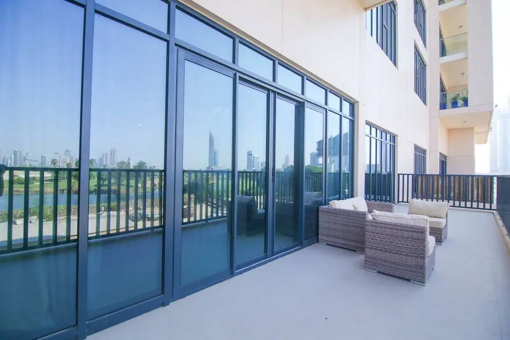 Дубай: Luxbnb Vidaresidences Golfcourseview3Bdr