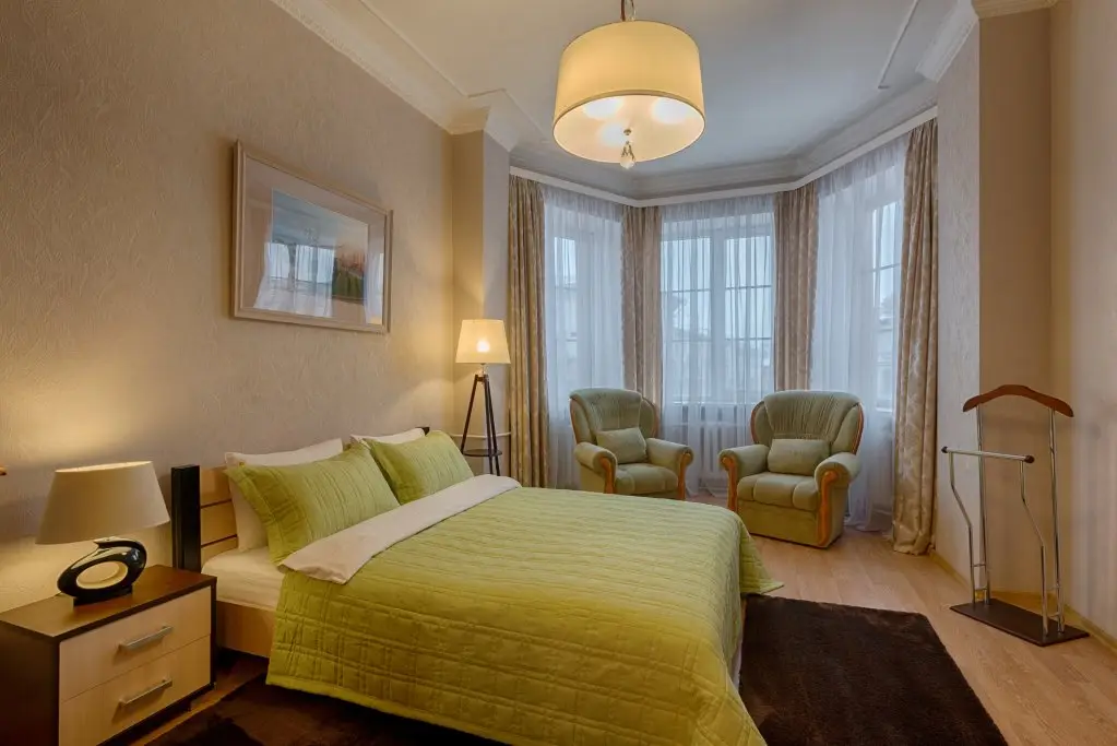 Минск: Апартаменты 4-комнатные HomeApart пр-т Независимости, 14
