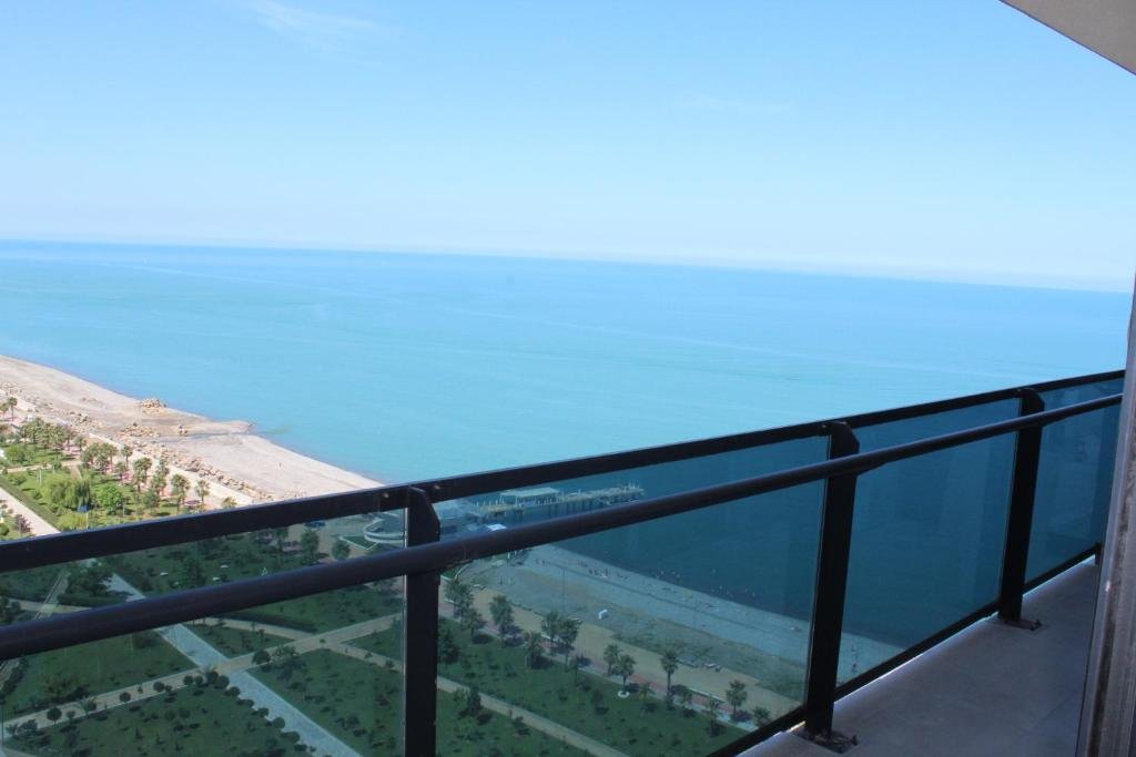 Батуми: Black Sea View Apartment In Batumi Beach Tower