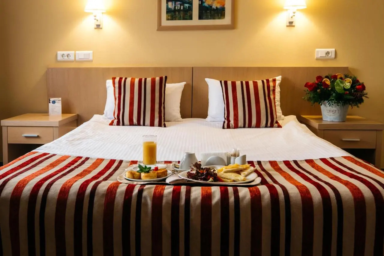 Екатеринбург: Отель Гранд Авеню by USTA Hotels