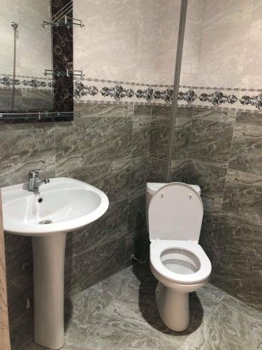 Кобулети: Hotel S I B I R
