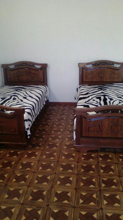 Агарак: Hostel Samuel