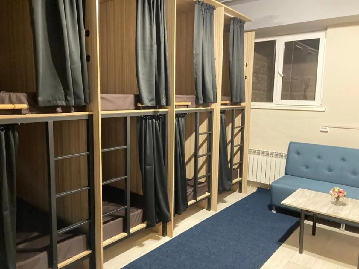 Эсто-Садок: Sky Boston Hostel