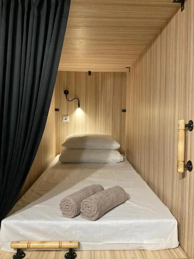 Эсто-Садок: Sky Boston Hostel