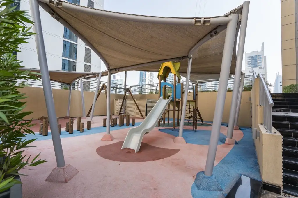 Дубай: Views to the Marina floor 22 in Dubai Marina