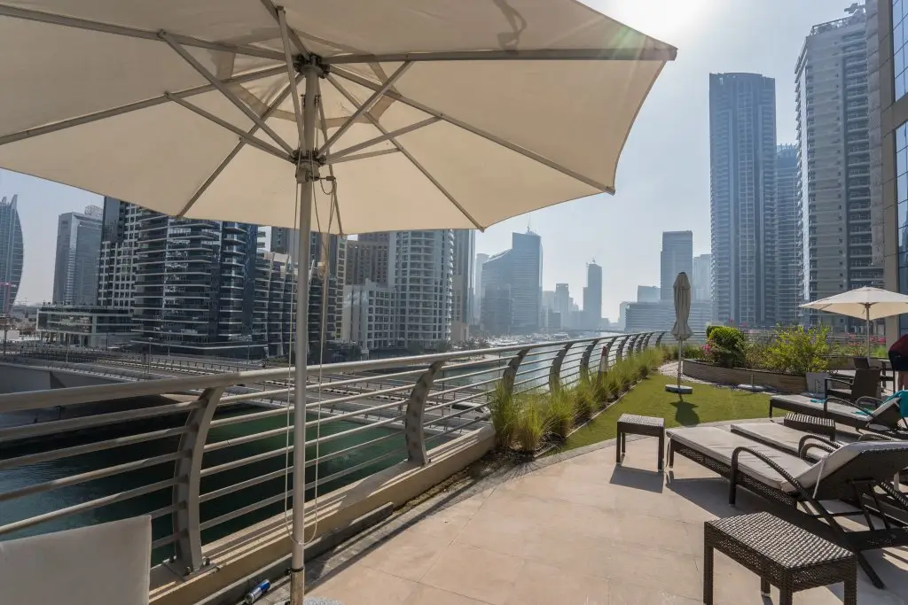 Дубай: Views to the Marina floor 22 in Dubai Marina