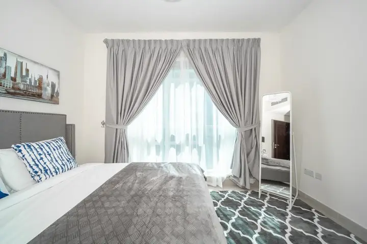 Дубай: Deluxe 2B apartment close to Burj Khalifa
