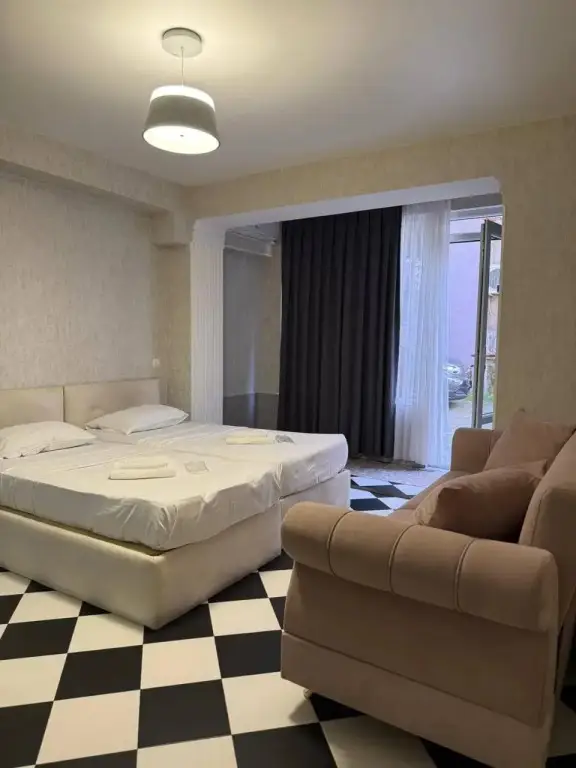 Батуми: Guest House Old Boulevard