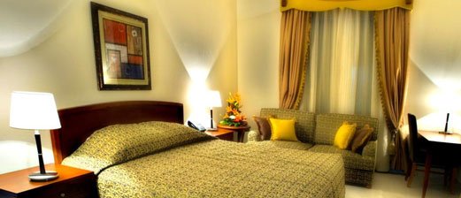 Дубай: Metropolitan Suites Dubai
