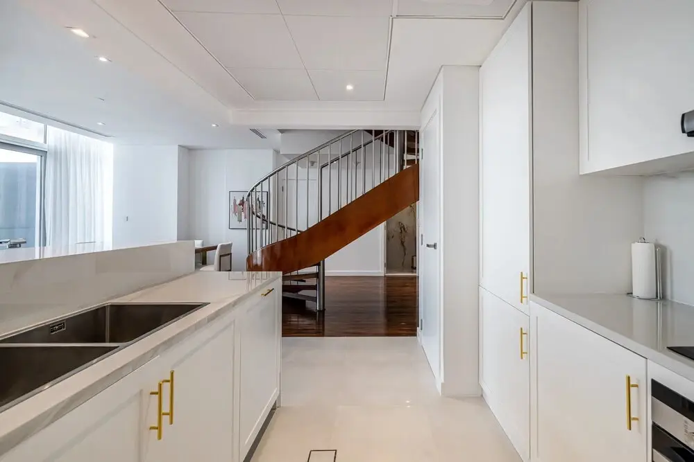 Дубай: Duplex 2BR Burj Daman - DIFC