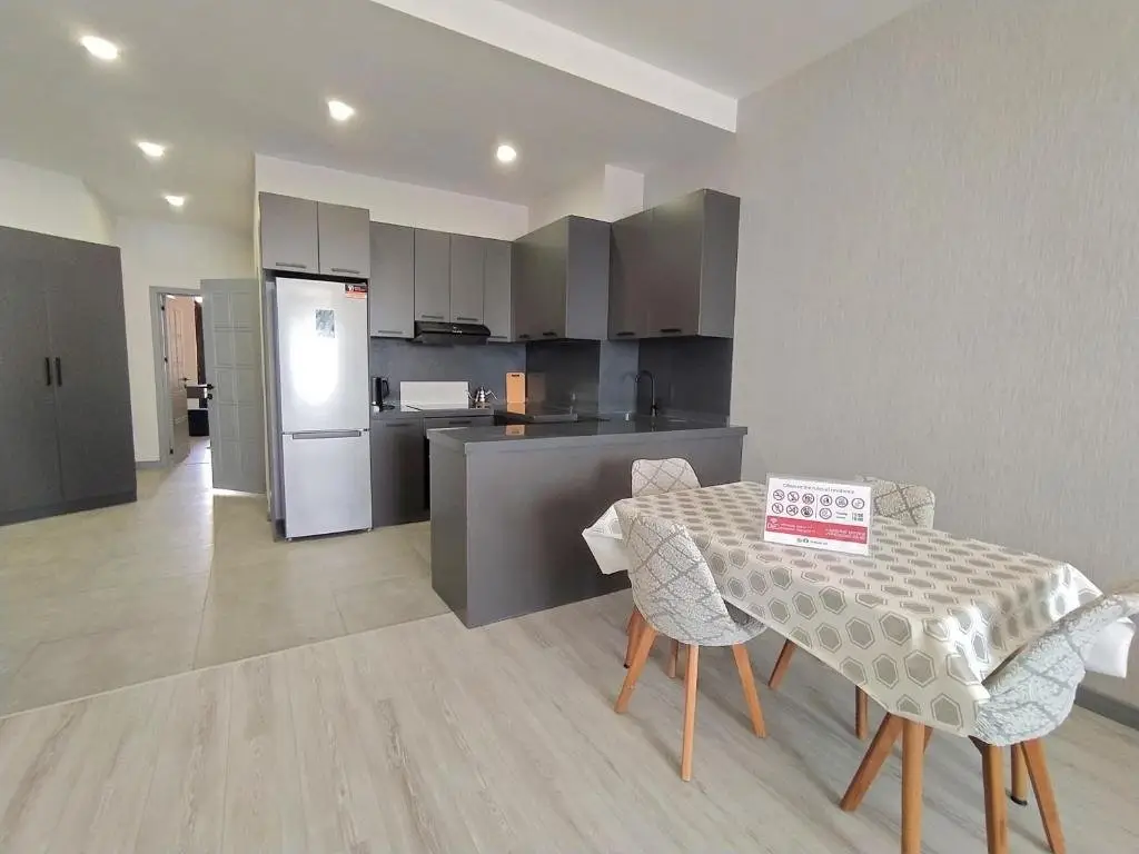 Баку: Two bedroom apartmetns near Nizami street