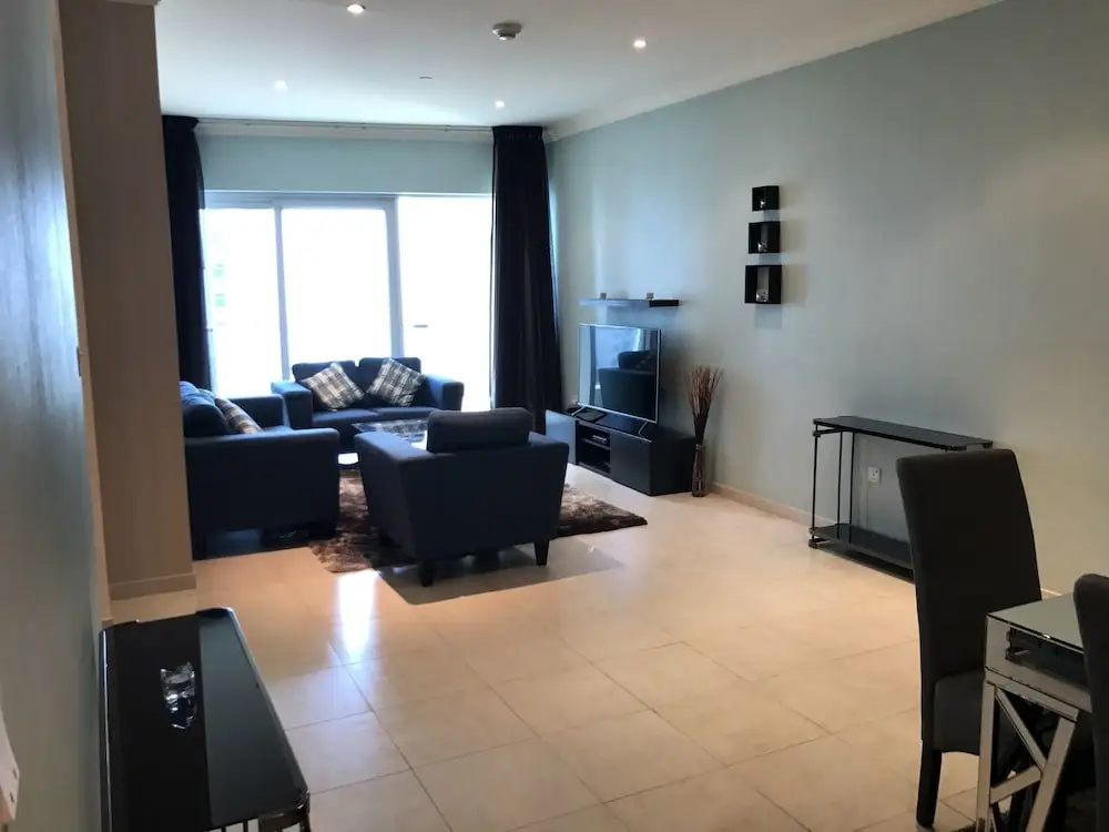 Дубай: 2 BR Apartment - Ocean Heights - MSG 8736