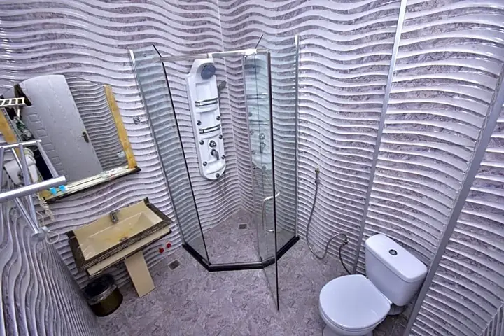 Батуми: Hotel Chveni Sakhli