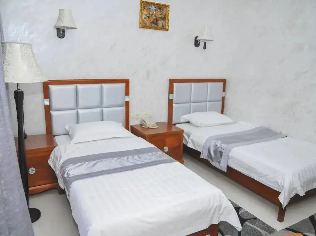 Батуми: Hotel Chveni Sakhli