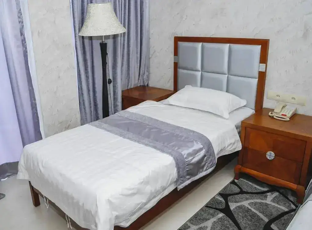 Батуми: Hotel Chveni Sakhli