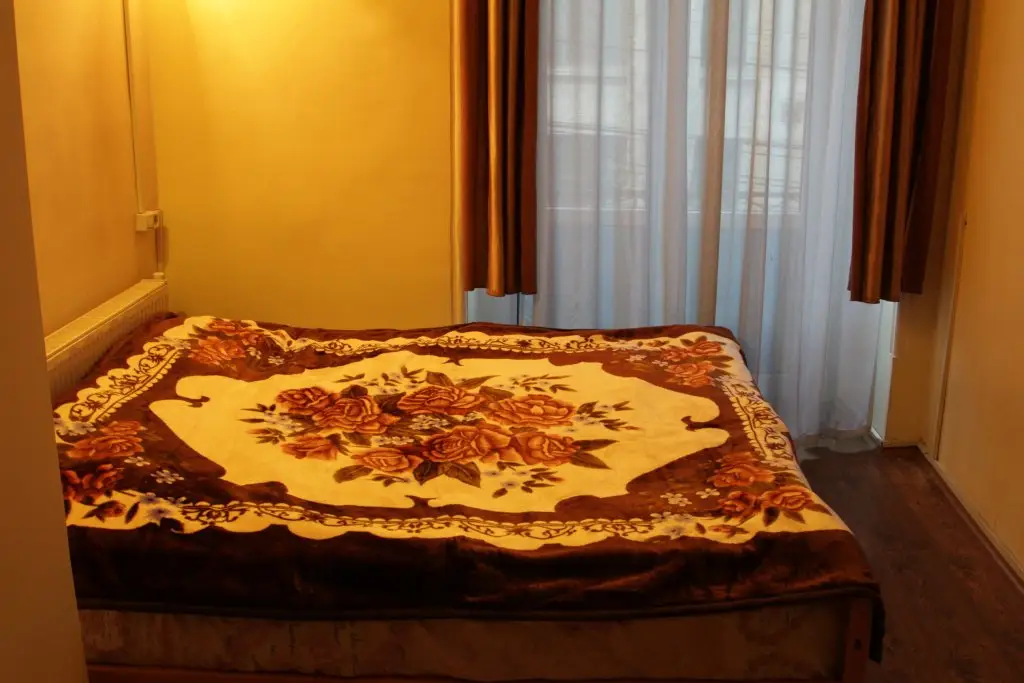 Тбилиси: Отель Lucky Hotel. Rooms & Hostel