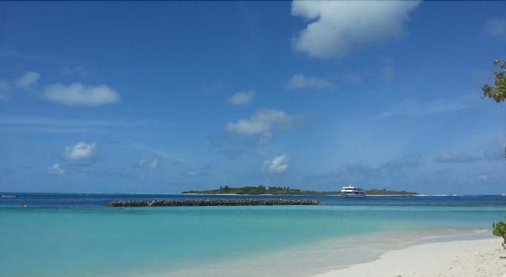 Южный Мале Атол: Maafushi Veli Guesthouse at Maafushi