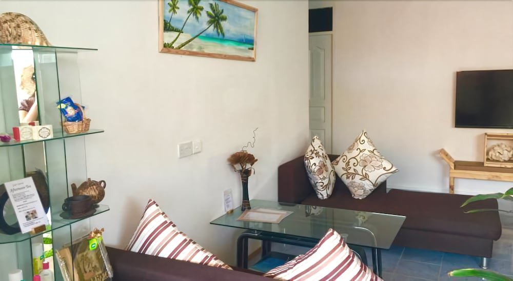 Южный Мале Атол: Maafushi Veli Guesthouse at Maafushi