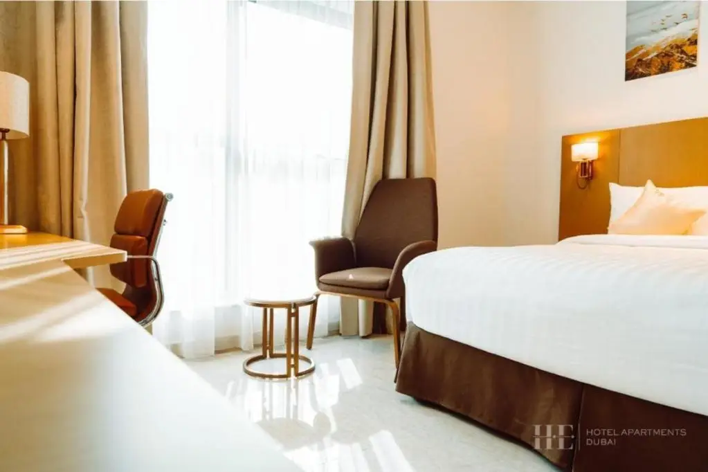 Дубай: HE Hotel Apartments
