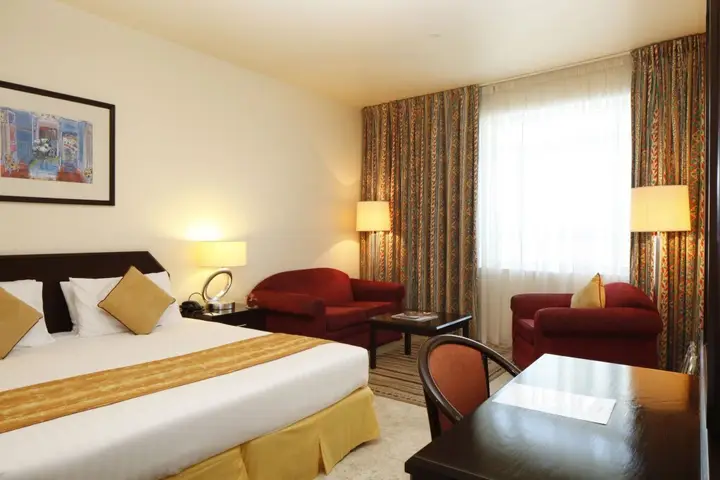 Дубай: Avari Al Barsha Apartment Hotel