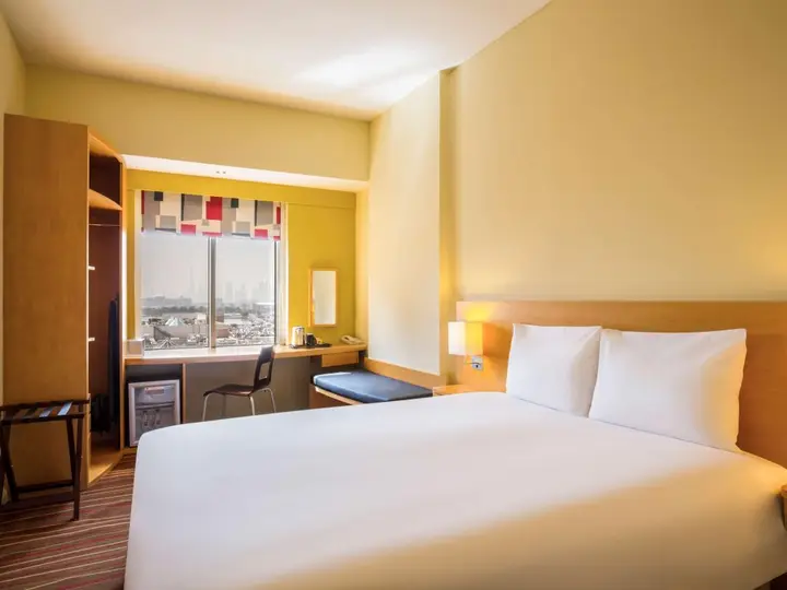 Дубай: Отель ibis Deira Creekside Dubai