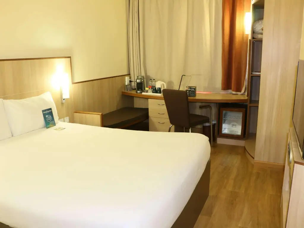 Дубай: Ibis Al Barsha