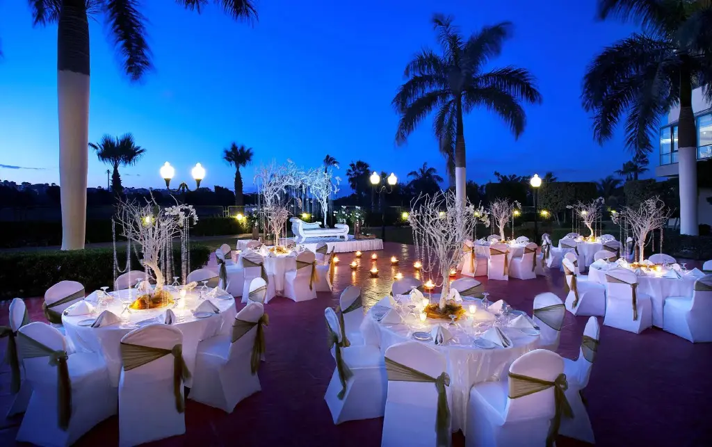 Город 6-го октября: Курортный отель Hilton Pyramids Golf