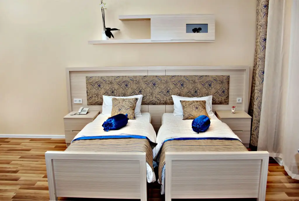 Баку: Bristol Hotel