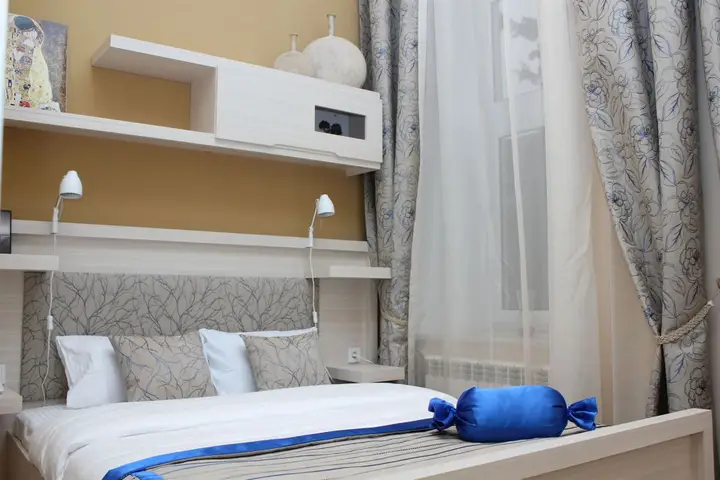 Баку: Bristol Hotel